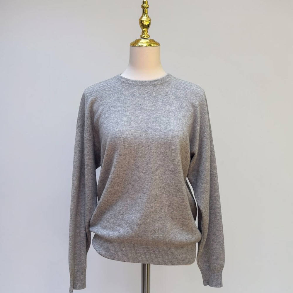 VTG Charter Club Cashmere Sweater M Gray Crew Neck Relaxed Soft Quiet Luxury